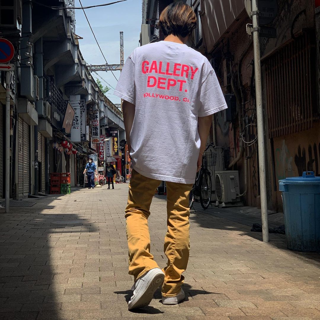 GALLERY DEPT New T-shirt D11