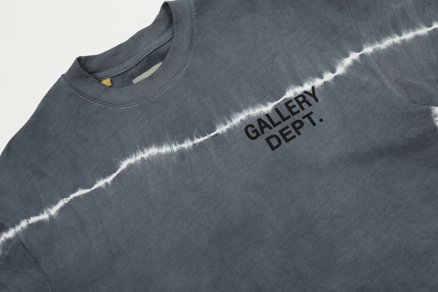 GALLERY DEPT New T-shirt D24