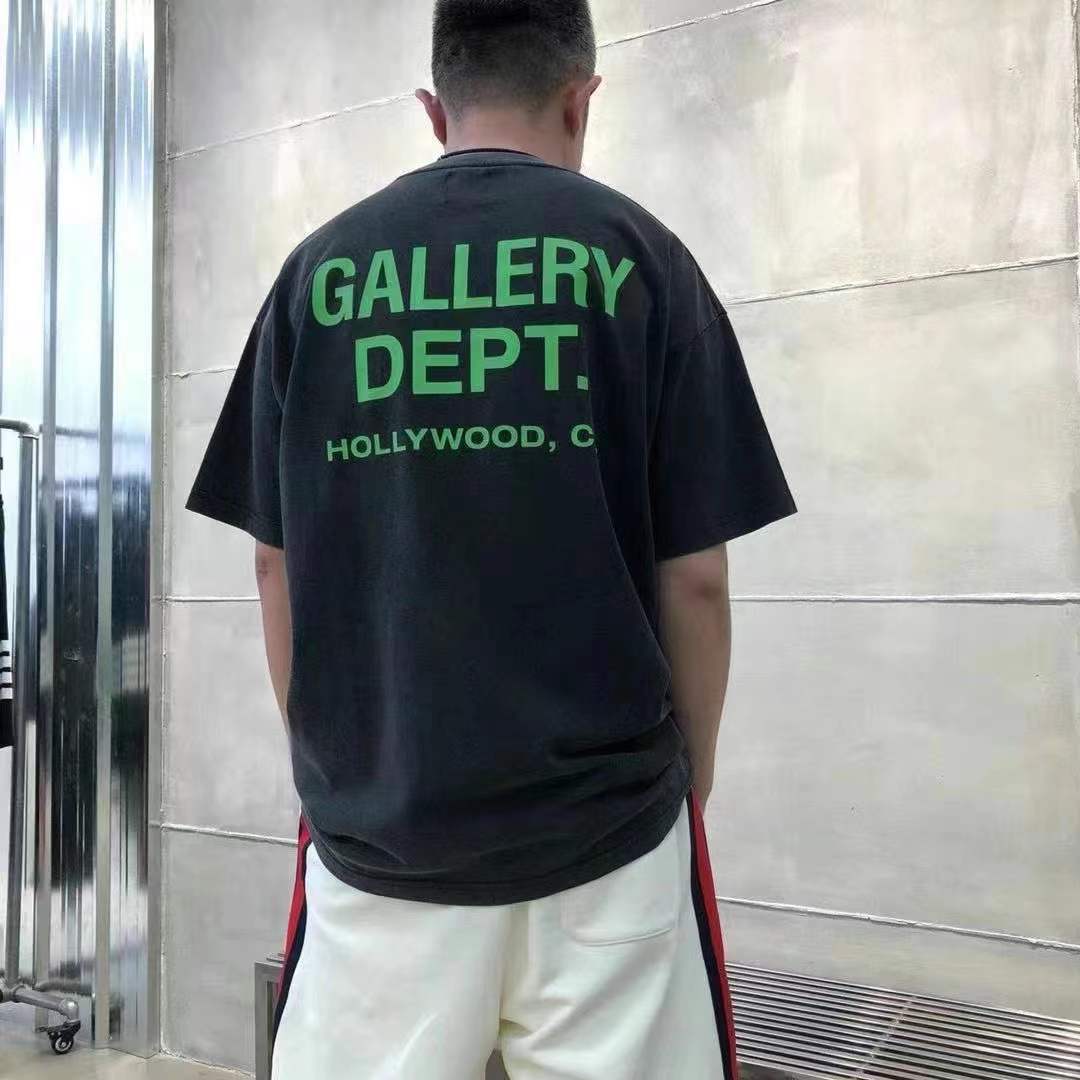 GALLERY DEPT New T-shirt D14